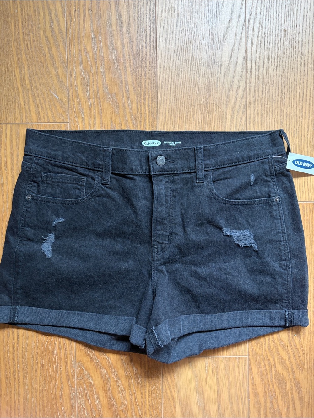 NWT boyfriend mid rise short old navy